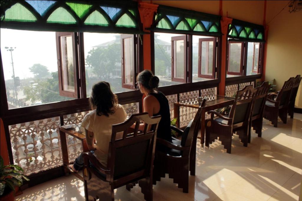 Sahi River View Guest House فاراناسي المظهر الخارجي الصورة